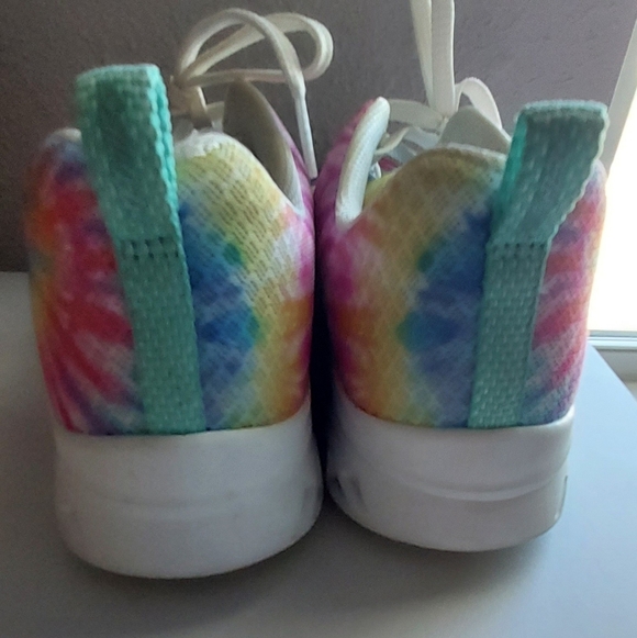 Skechers Glide Step Memory Foam Sneakers Comfort Shoe Tie Dye Rainbow 9.5 Air - Picture 7 of 10
